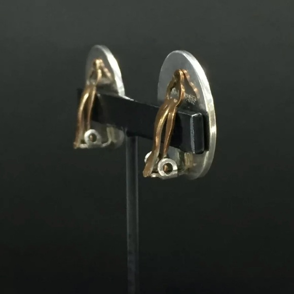 Hermes Vintage Clip-On Earrings - Picture 2 of 5
